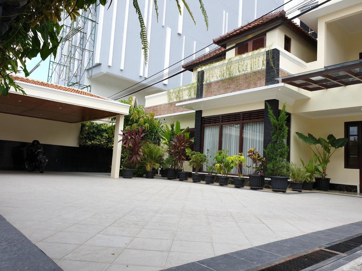 Malioboro Place Yogyakarta Exterior foto