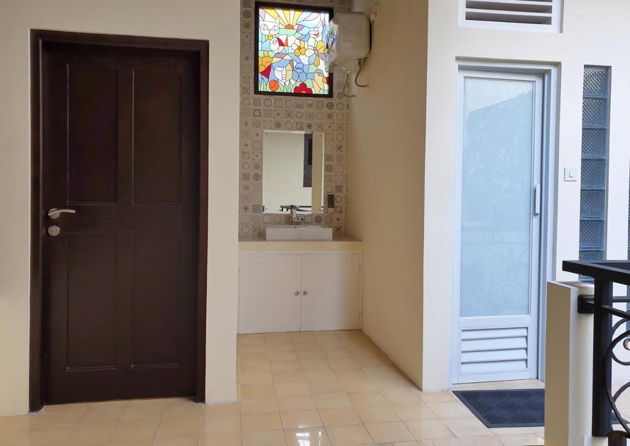 Malioboro Place Yogyakarta Exterior foto